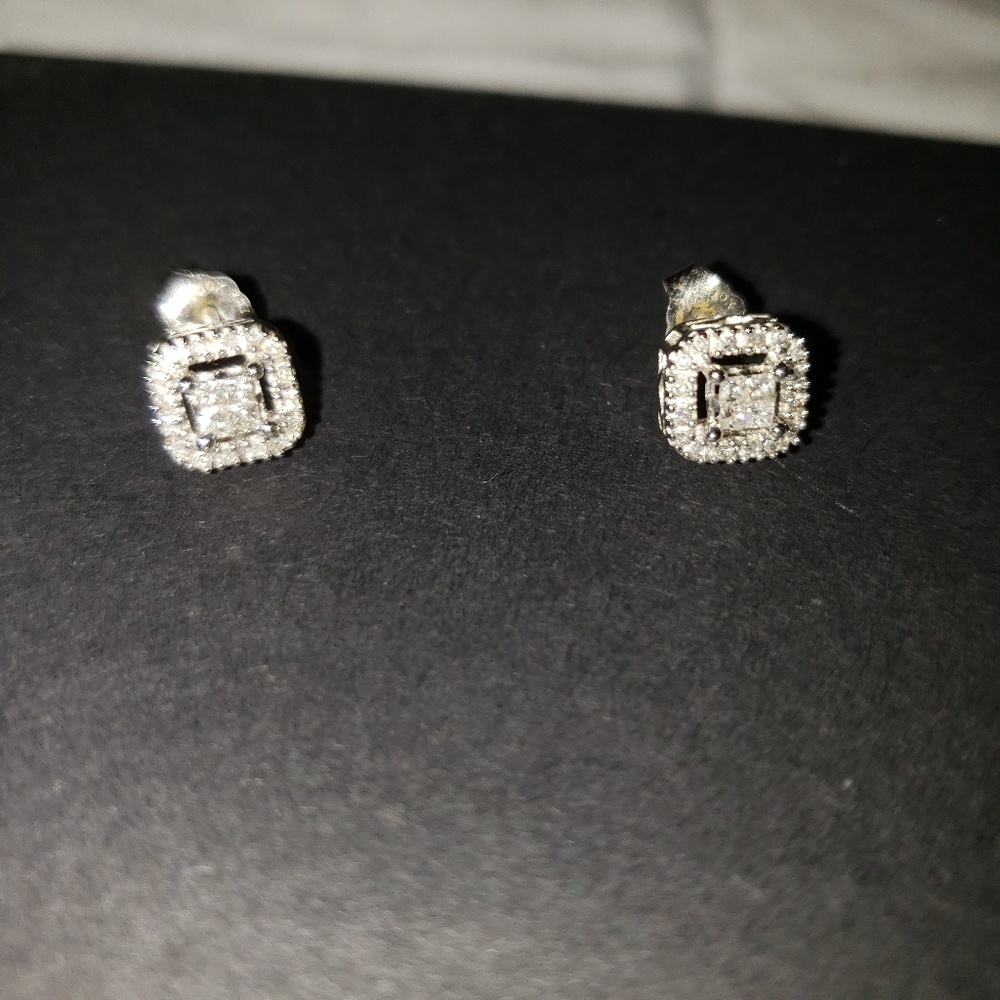 Kay Jewelers 1/4kt. Diamond Earrings 10k White Gol